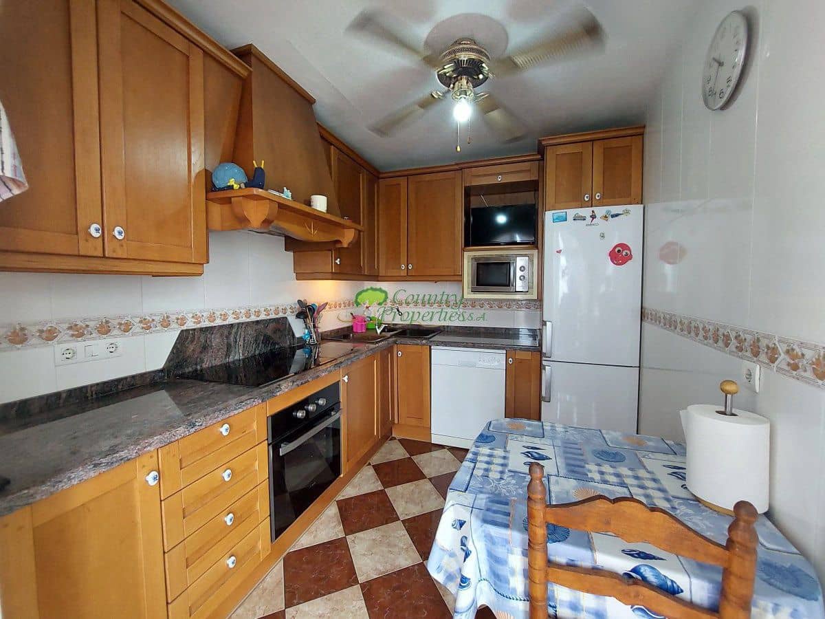 7 soveværelse Byhus til salg i Canillas de Albaida - € 139.950 (Ref: 7076773)