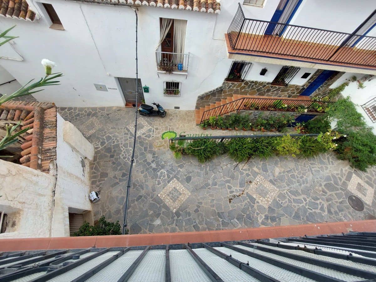 7 soveværelse Byhus til salg i Canillas de Albaida - € 139.950 (Ref: 7076773)