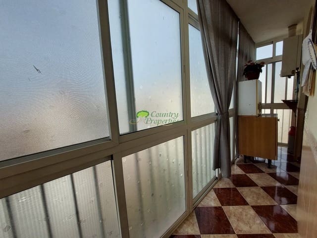 7 soveværelse Byhus til salg i Canillas de Albaida - € 139.950 (Ref: 7076773)