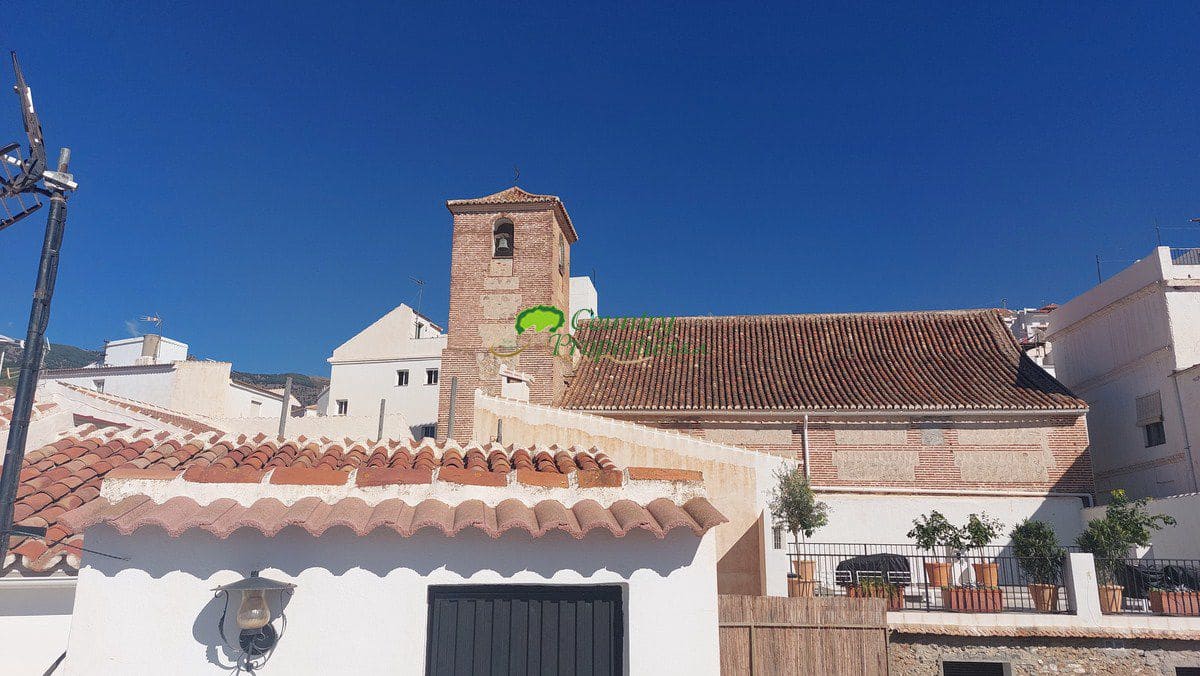 12 soverom Hus til salgs i Canillas de Albaida - € 249 000 (Ref: 7229573)