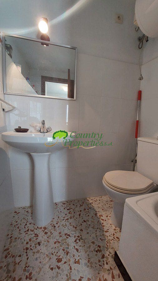 12 soverom Hus til salgs i Canillas de Albaida - € 249 000 (Ref: 7229573)