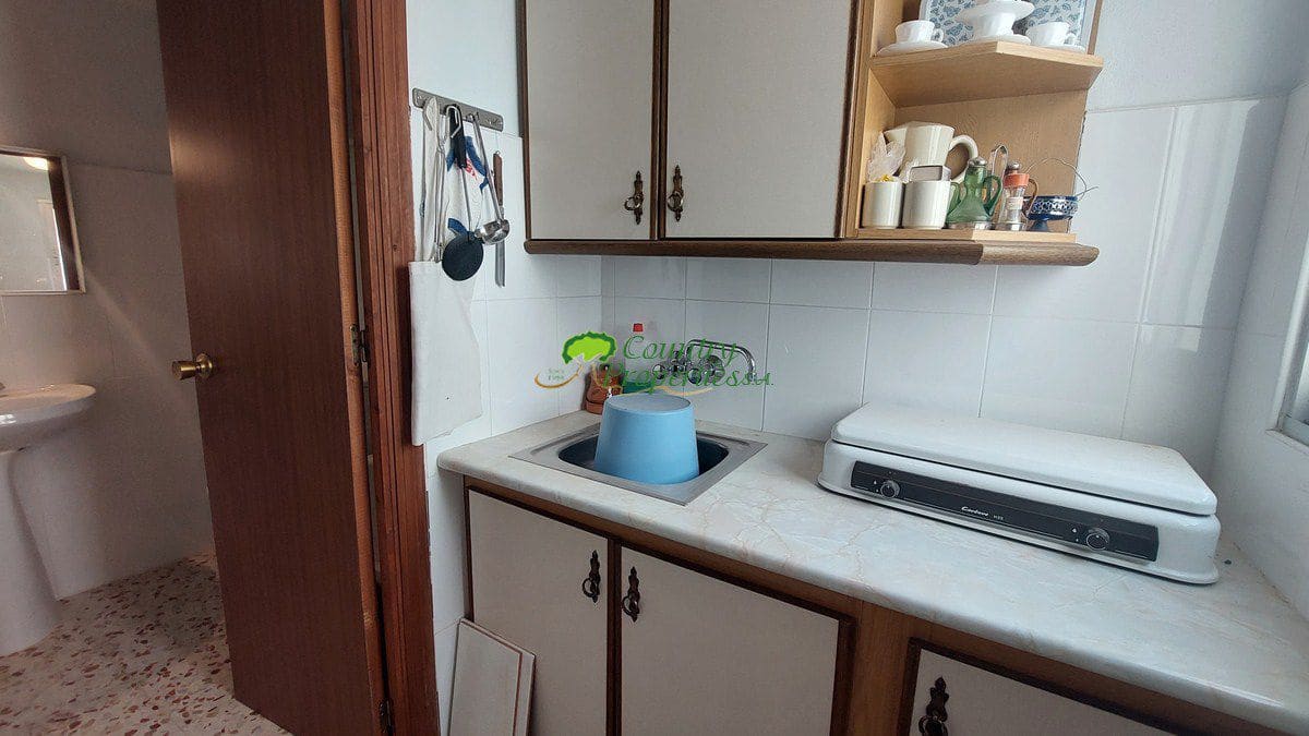 12 soverom Hus til salgs i Canillas de Albaida - € 249 000 (Ref: 7229573)