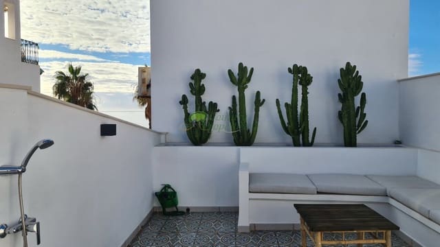 2 chambre Appartement à vendre à Caleta de Vélez, Vélez-Málaga - 350 000 € (Ref: 7299636)