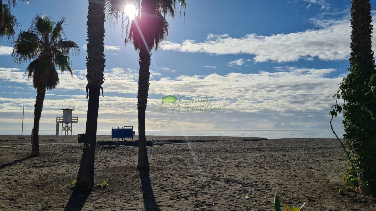 2 chambre Appartement à vendre à Caleta de Velez - 350 000 € (Ref: 7299636)