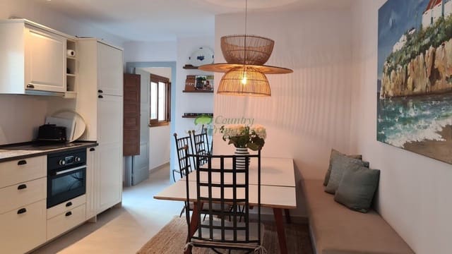 2 chambre Appartement à vendre à Caleta de Vélez, Vélez-Málaga - 350 000 € (Ref: 7299636)