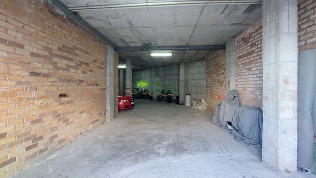Garage til salg i Cómpeta - € 90.000 (Ref: 7299637)
