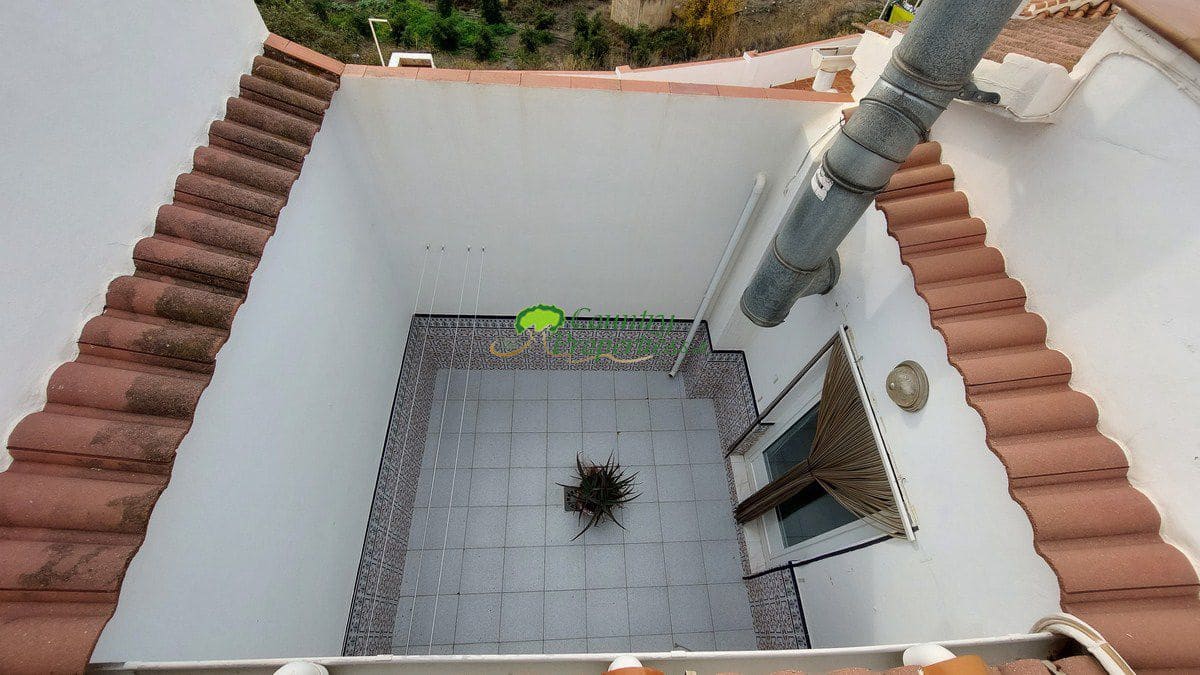 4 sypialnia Dom na sprzedaż w Competa z garażem - 649 000 € (Ref: 7308296)