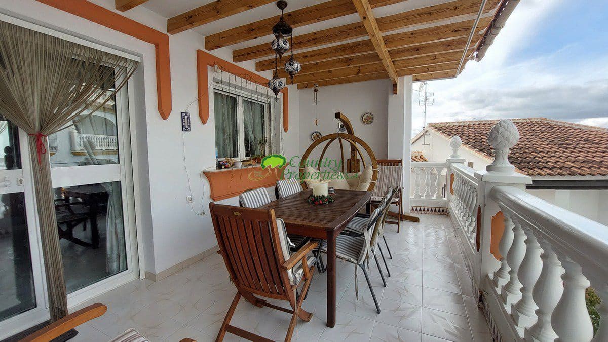 4 sypialnia Dom na sprzedaż w Competa z garażem - 649 000 € (Ref: 7308296)