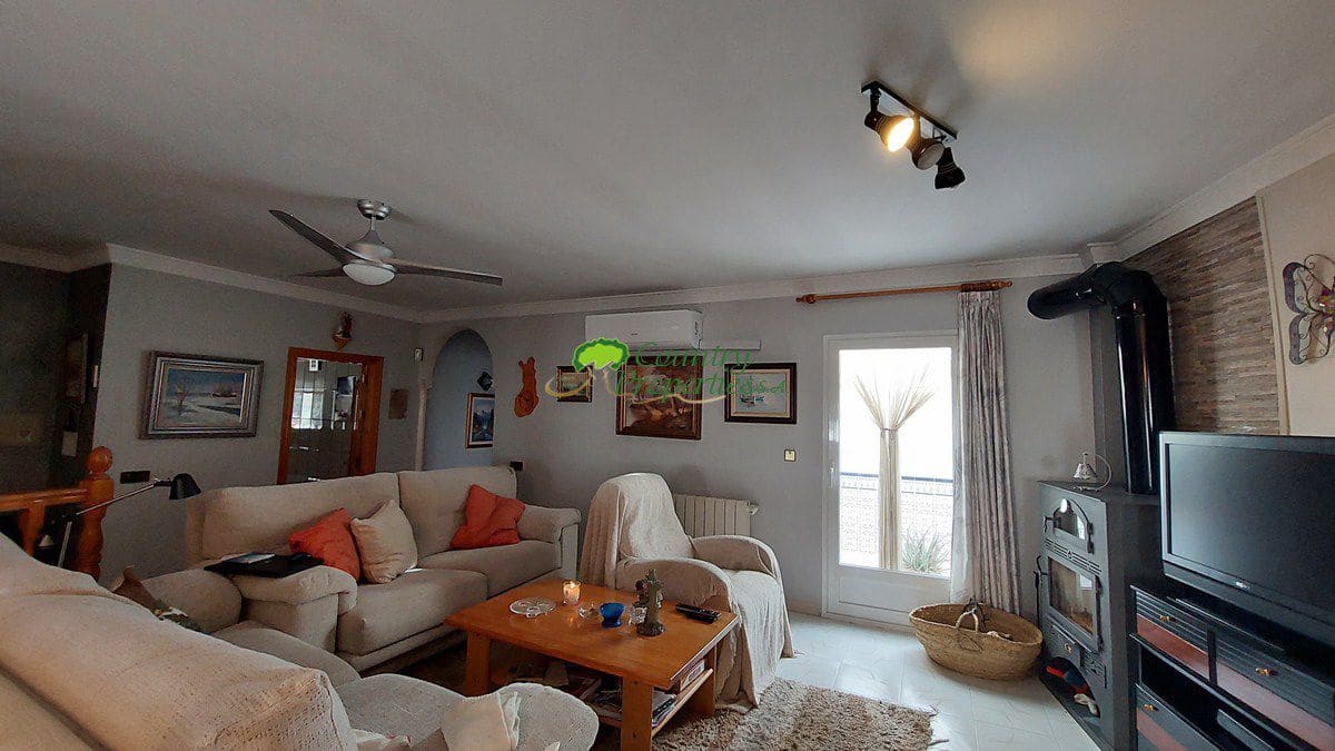 4 sypialnia Dom na sprzedaż w Competa z garażem - 649 000 € (Ref: 7308296)