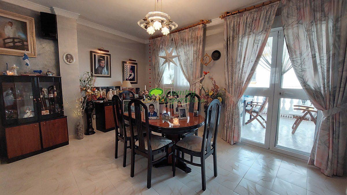 4 sypialnia Dom na sprzedaż w Competa z garażem - 649 000 € (Ref: 7308296)