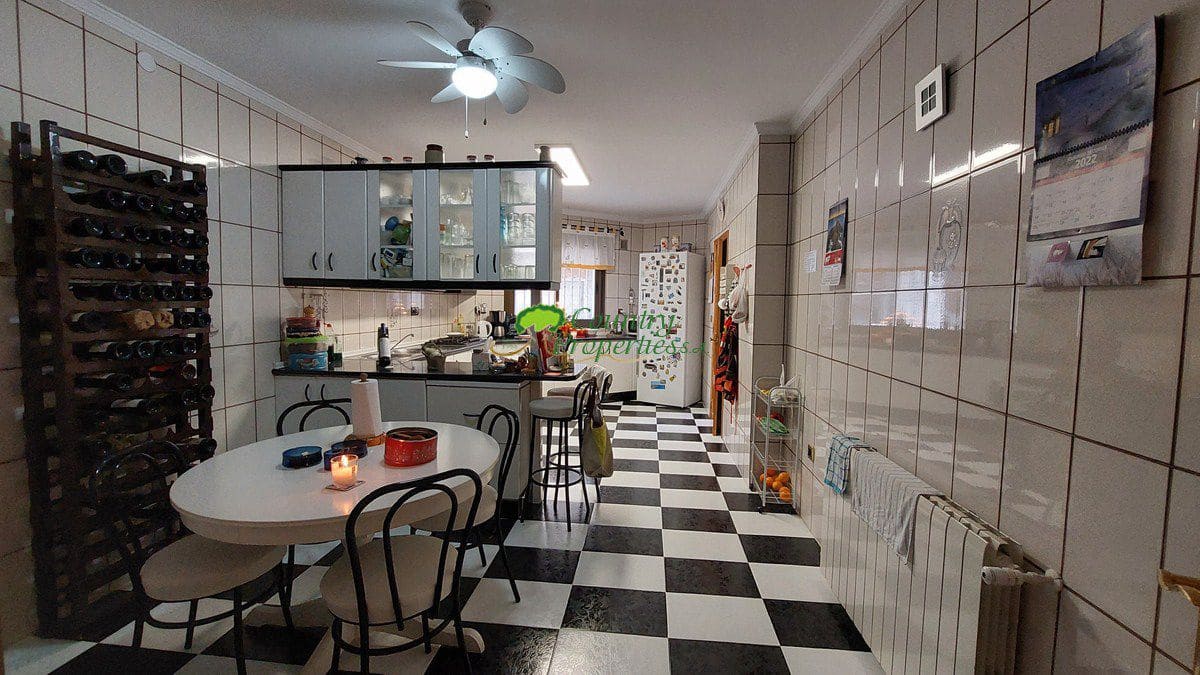 4 sypialnia Dom na sprzedaż w Competa z garażem - 649 000 € (Ref: 7308296)