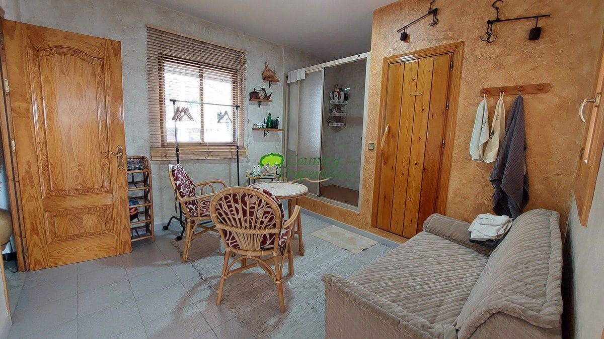 4 sypialnia Dom na sprzedaż w Competa z garażem - 649 000 € (Ref: 7308296)