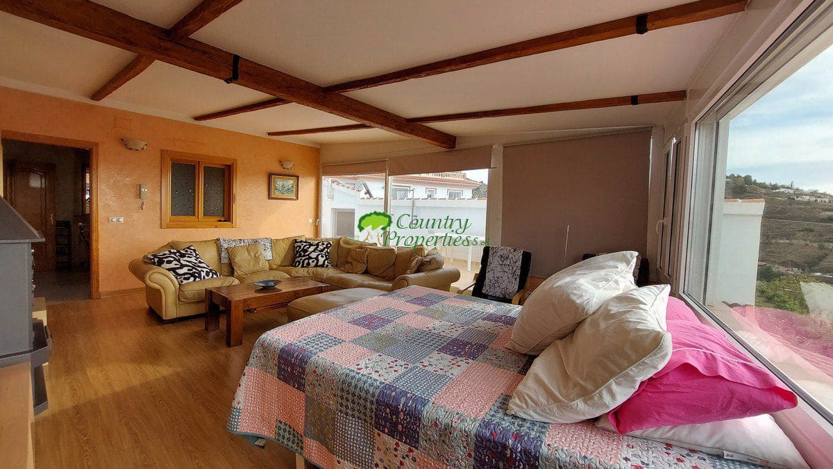 4 sypialnia Dom na sprzedaż w Competa z garażem - 649 000 € (Ref: 7308296)