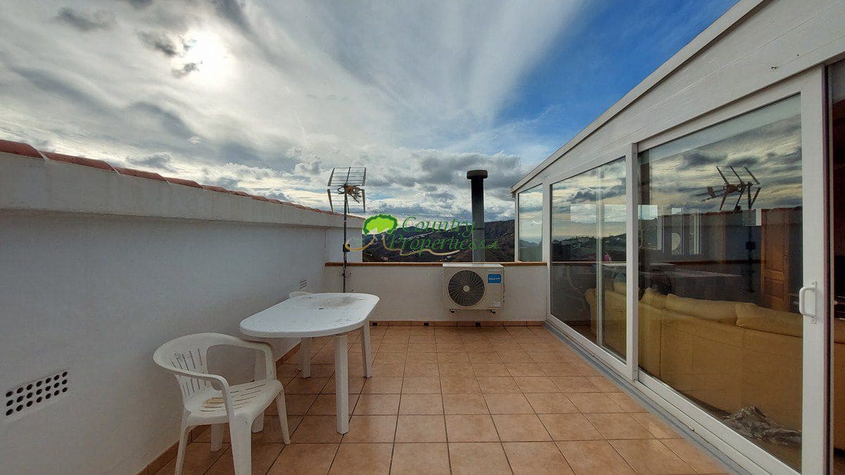 4 sypialnia Dom na sprzedaż w Competa z garażem - 649 000 € (Ref: 7308296)