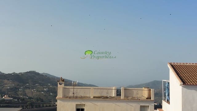 4 makuuhuone Omakotitalo myytävänä paikassa Cómpeta - 210 000 € (Ref: 7424833)