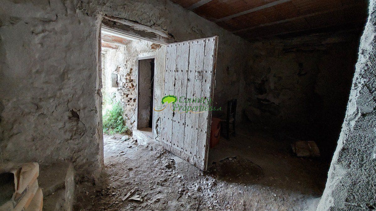 4 chambre Maison de Ville à vendre à Sayalonga - 67 000 € (Ref: 7743324)