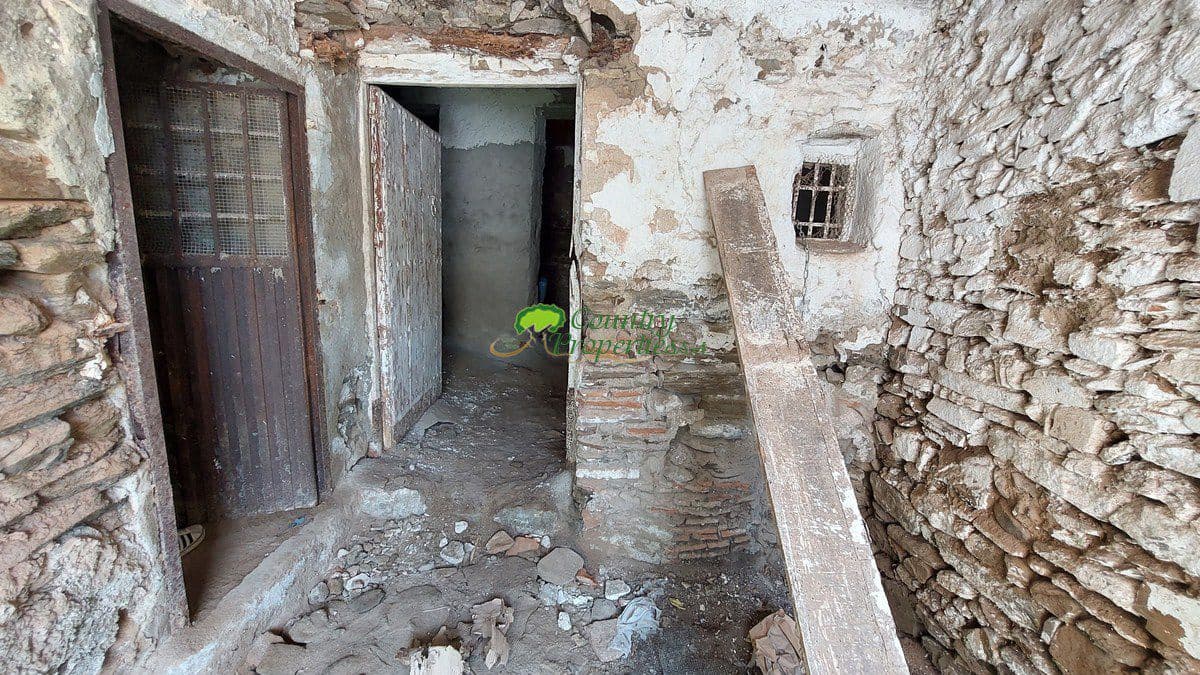 4 chambre Maison de Ville à vendre à Sayalonga - 67 000 € (Ref: 7743324)