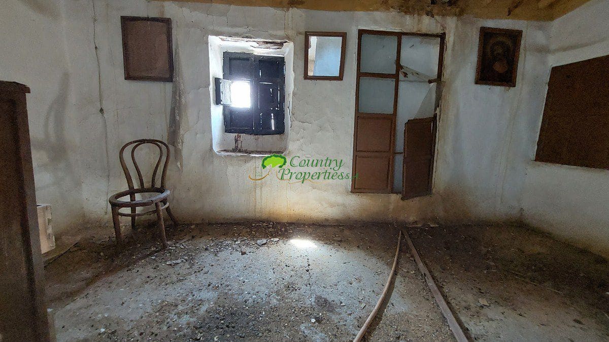 4 chambre Maison de Ville à vendre à Sayalonga - 67 000 € (Ref: 7743324)