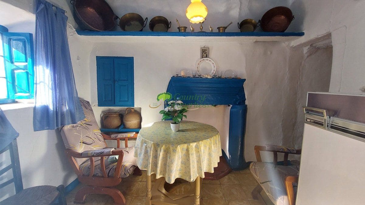 4 soveværelse Byhus til salg i Corumbela - € 83.000 (Ref: 7818860)