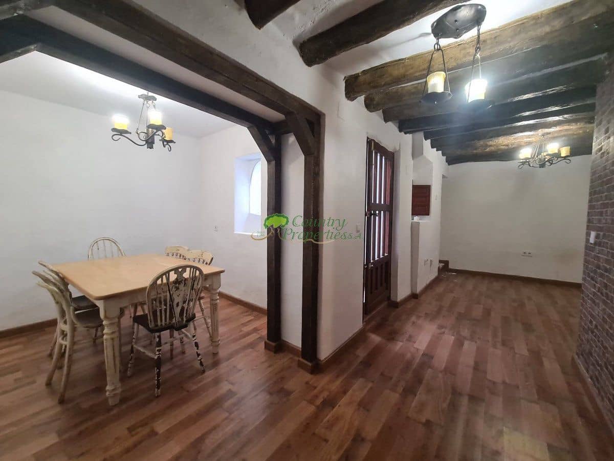 5 Zimmer Haus zu verkaufen in Competa - 180.000 € (Ref: 7850073)