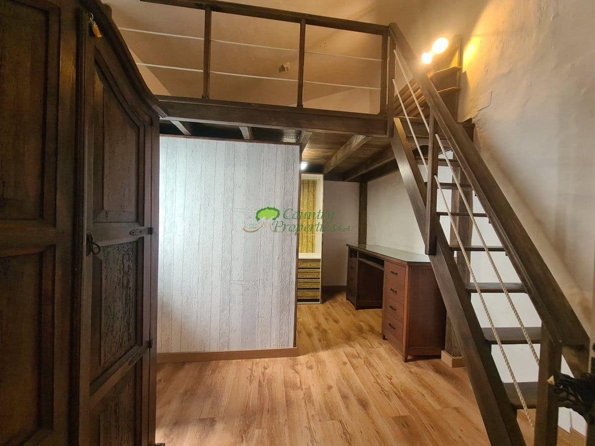 5 Zimmer Haus zu verkaufen in Competa - 180.000 € (Ref: 7850073)