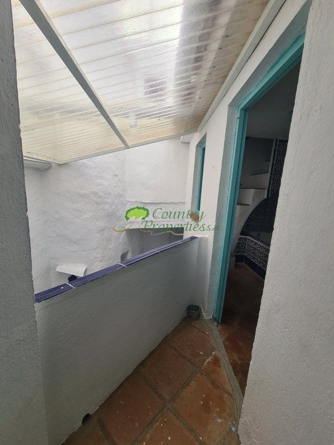5 Zimmer Haus zu verkaufen in Competa - 180.000 € (Ref: 7850073)