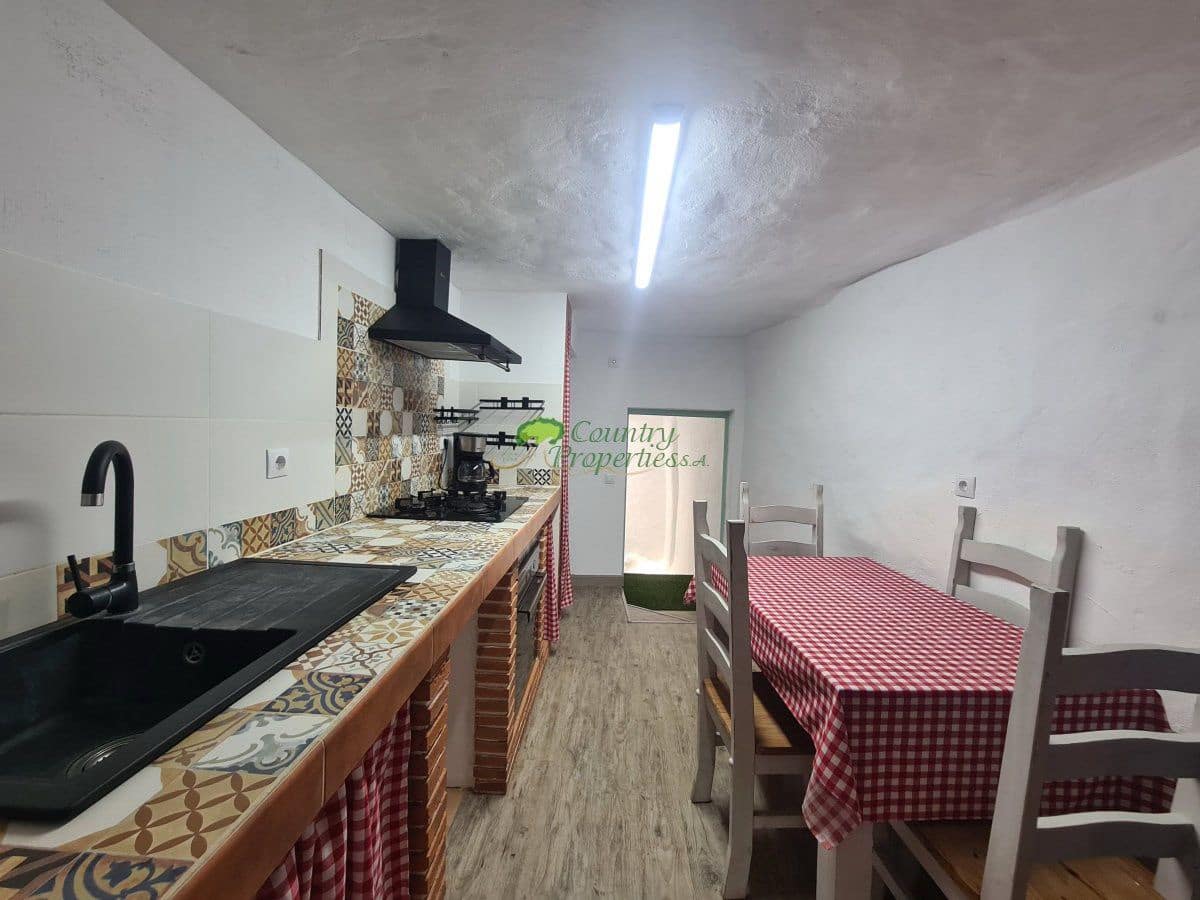 5 Zimmer Haus zu verkaufen in Competa - 180.000 € (Ref: 7850073)