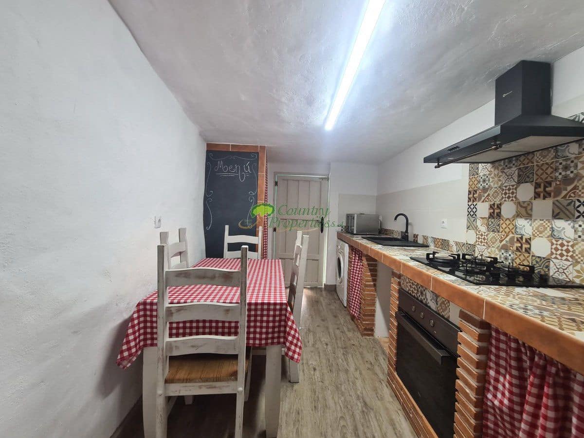 5 Zimmer Haus zu verkaufen in Competa - 180.000 € (Ref: 7850073)