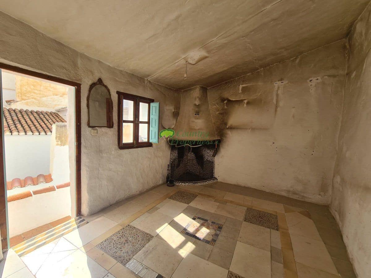 5 Zimmer Haus zu verkaufen in Competa - 180.000 € (Ref: 7850073)