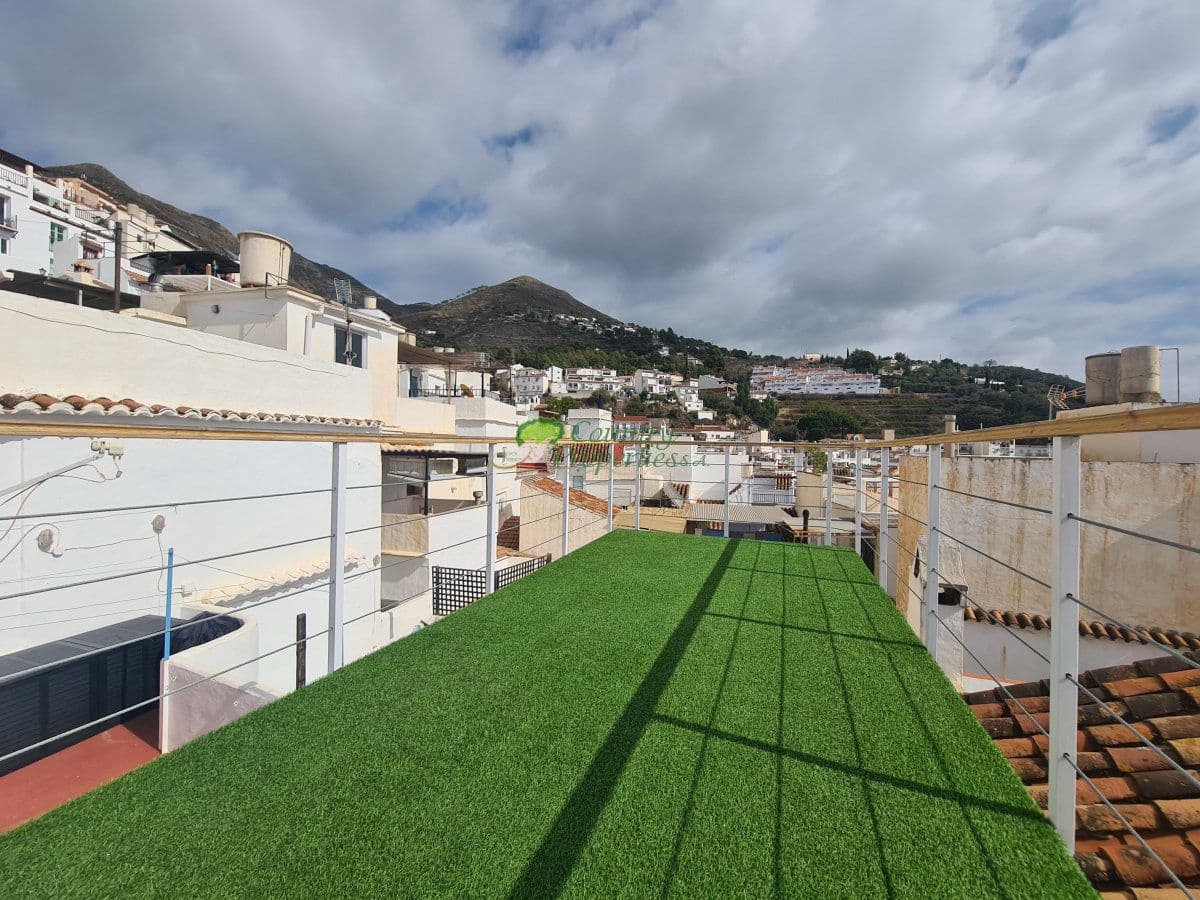 5 Zimmer Haus zu verkaufen in Competa - 180.000 € (Ref: 7850073)