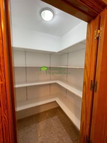 3 bedroom Apartment for sale in Cómpeta - € 170,000 (Ref: 7957134)