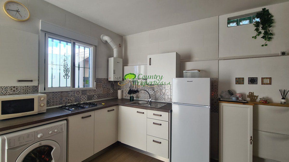 4 bedroom Finca/Country House for sale in Arenas - € 398,000 (Ref: 7966647)