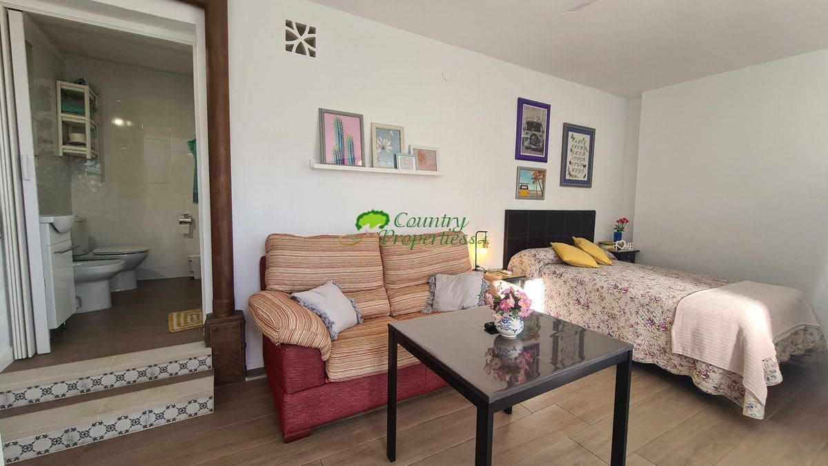 4 bedroom Finca/Country House for sale in Arenas - € 398,000 (Ref: 7966647)