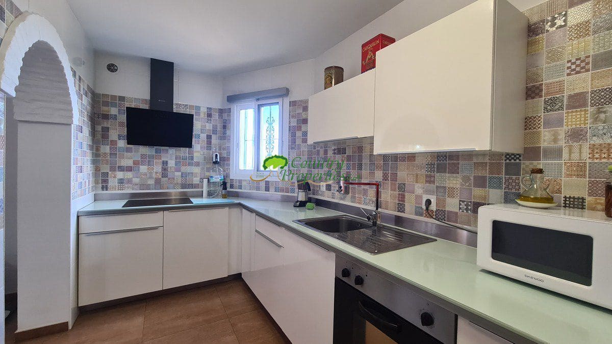 4 bedroom Finca/Country House for sale in Arenas - € 398,000 (Ref: 7966647)