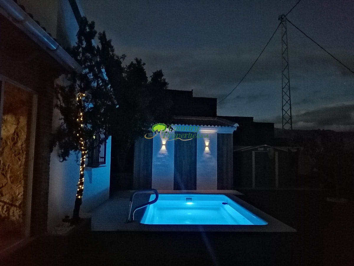 4 bedroom Finca/Country House for sale in Arenas - € 398,000 (Ref: 7966647)