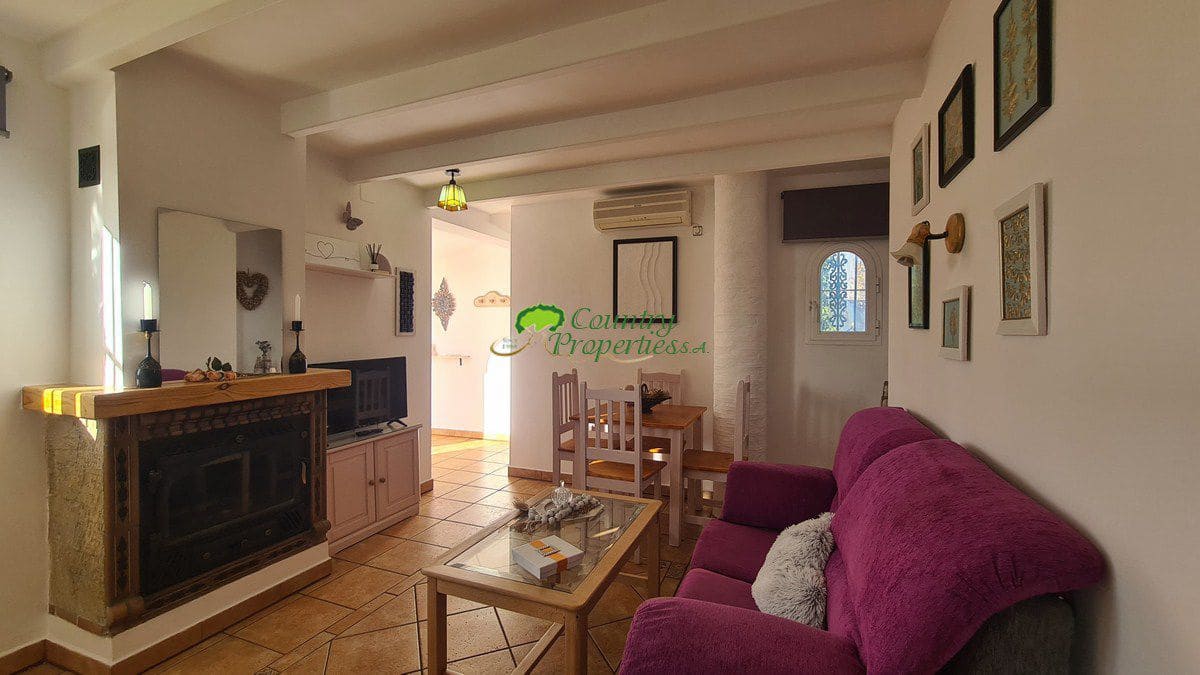 4 bedroom Finca/Country House for sale in Arenas - € 398,000 (Ref: 7966647)