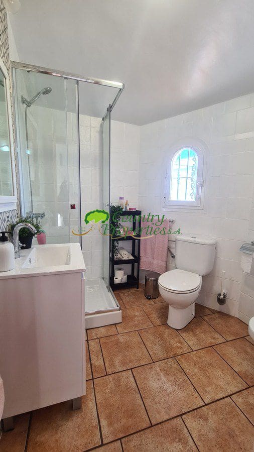 4 bedroom Finca/Country House for sale in Arenas - € 398,000 (Ref: 7966647)