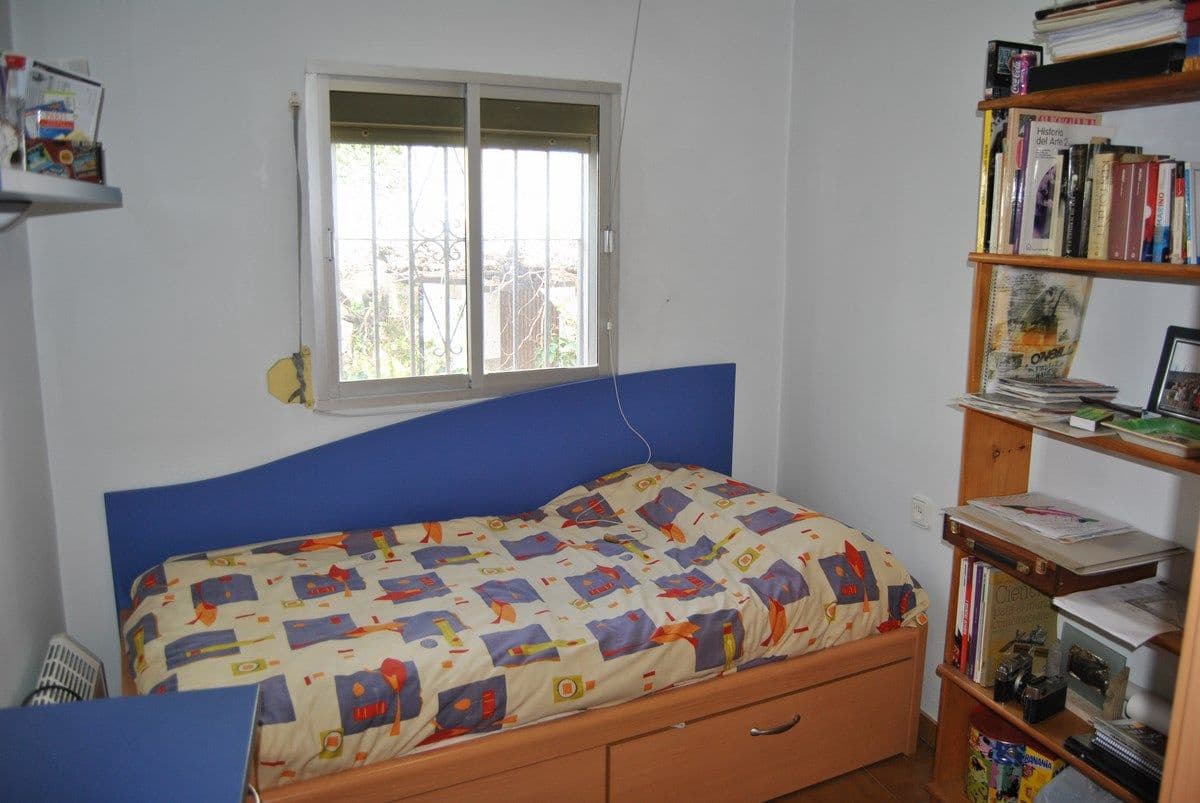 5 bedroom Townhouse for sale in Competa - € 470,000 (Ref: 7982617)