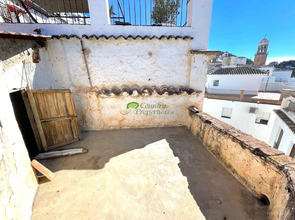 7 bedroom Townhouse for sale in Competa - € 123,500 (Ref: 8062032)