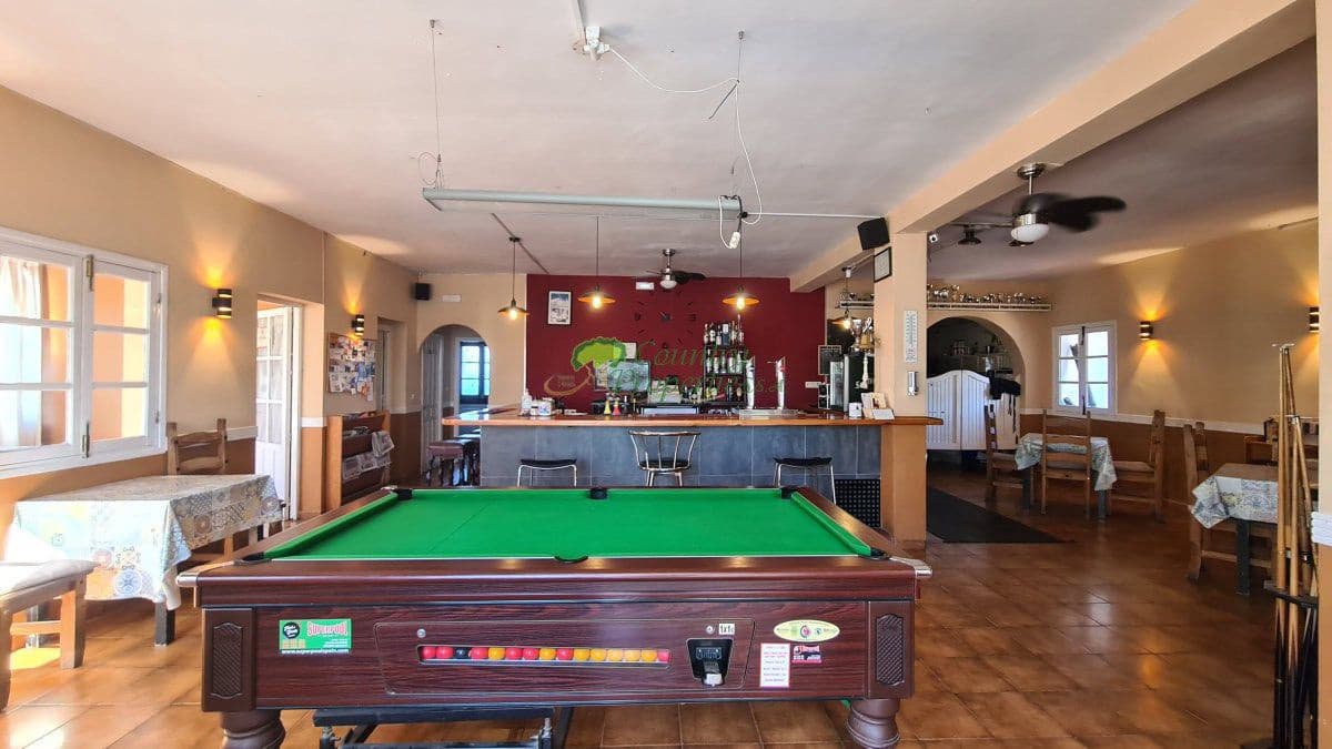 5 soveværelse Finca/Landehus til salg i Competa - € 695.000 (Ref: 8176528)