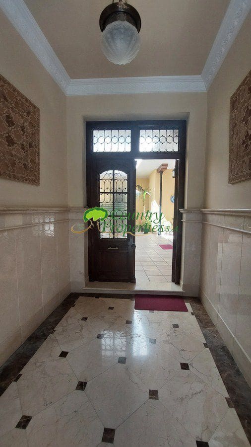 4 bedroom Villa for sale in Velez-Malaga with garage - € 1,200,000 (Ref: 8428428)