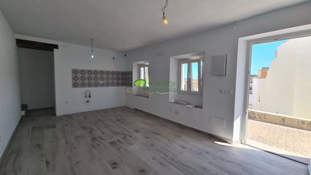 3 Zimmer Haus zu verkaufen in Cómpeta - 159.000 € (Ref: 8433997)