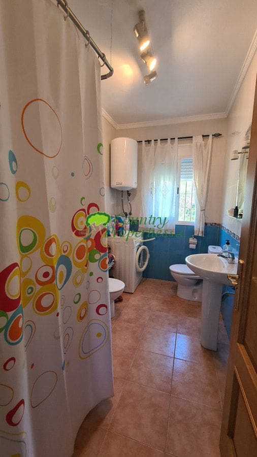 3 soveværelse Finca/Landehus til salg i Canillas de Albaida - € 286.000 (Ref: 8438401)