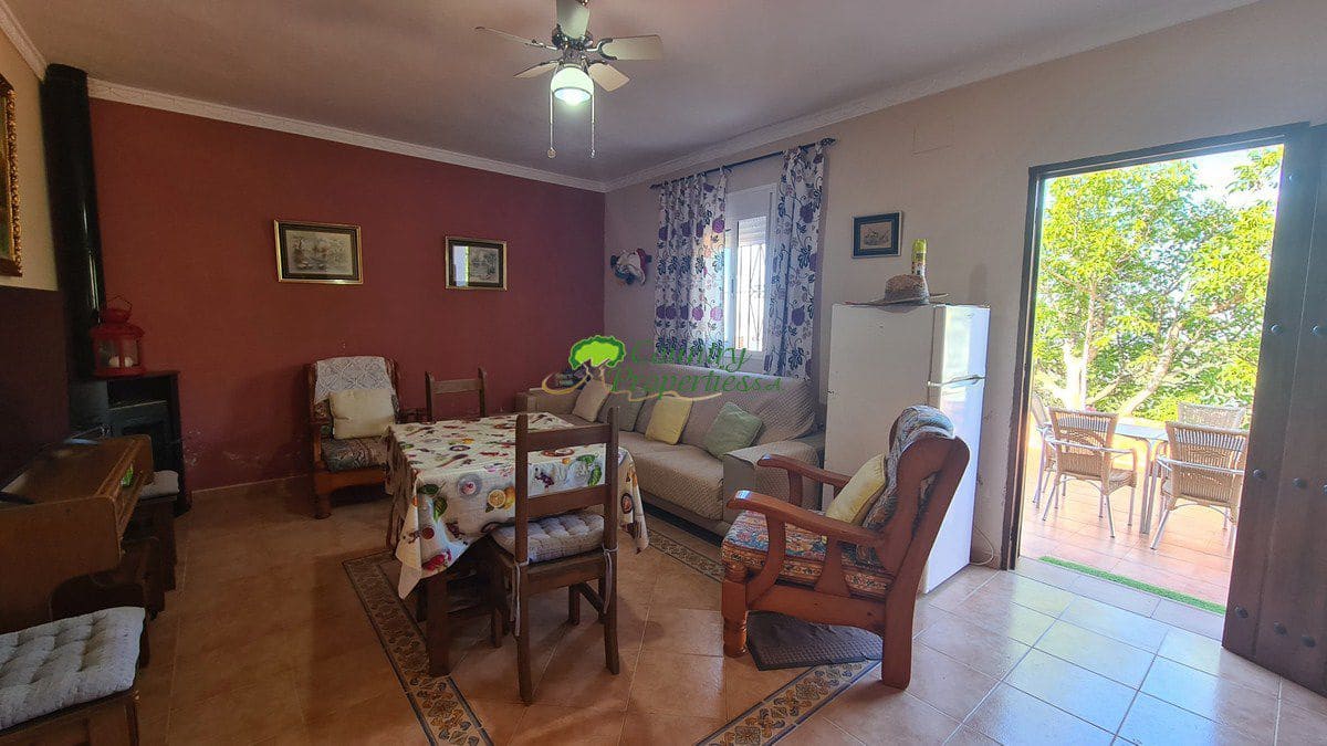 3 soveværelse Finca/Landehus til salg i Canillas de Albaida - € 286.000 (Ref: 8438401)