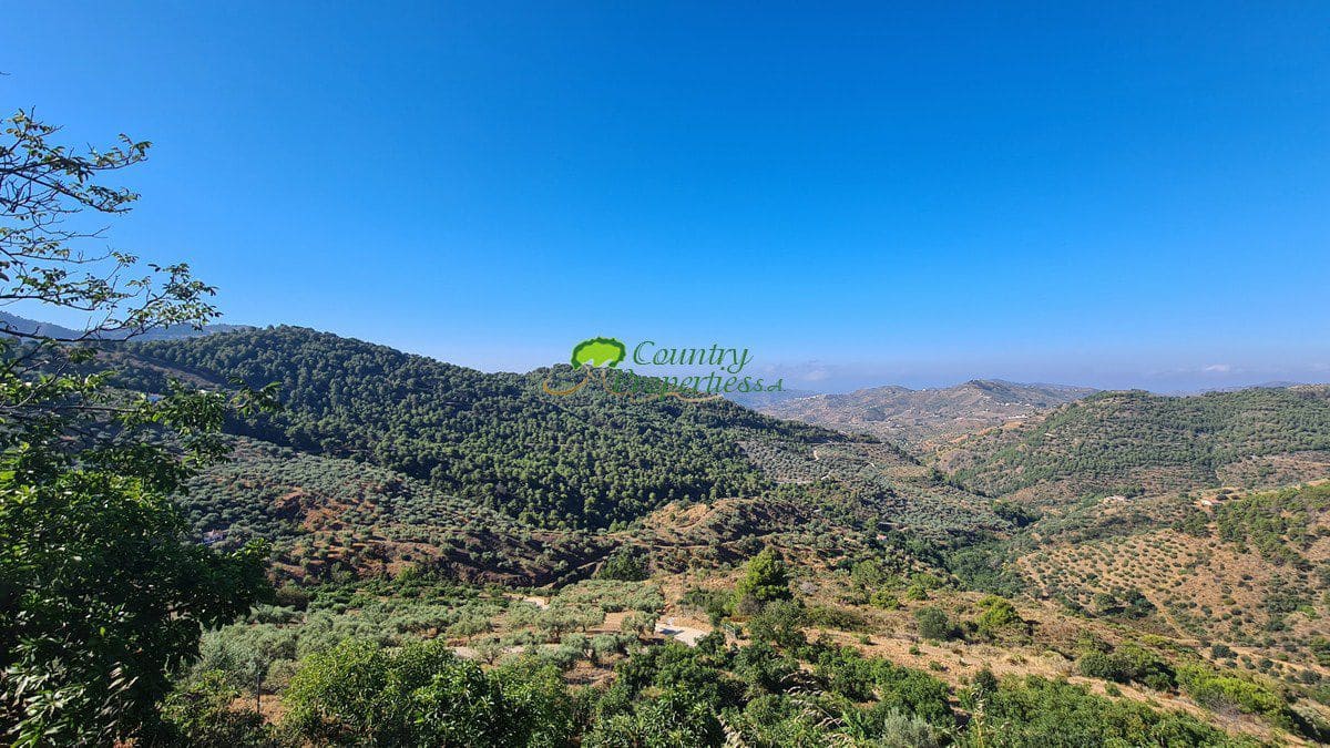 3 soveværelse Finca/Landehus til salg i Canillas de Albaida - € 286.000 (Ref: 8438401)