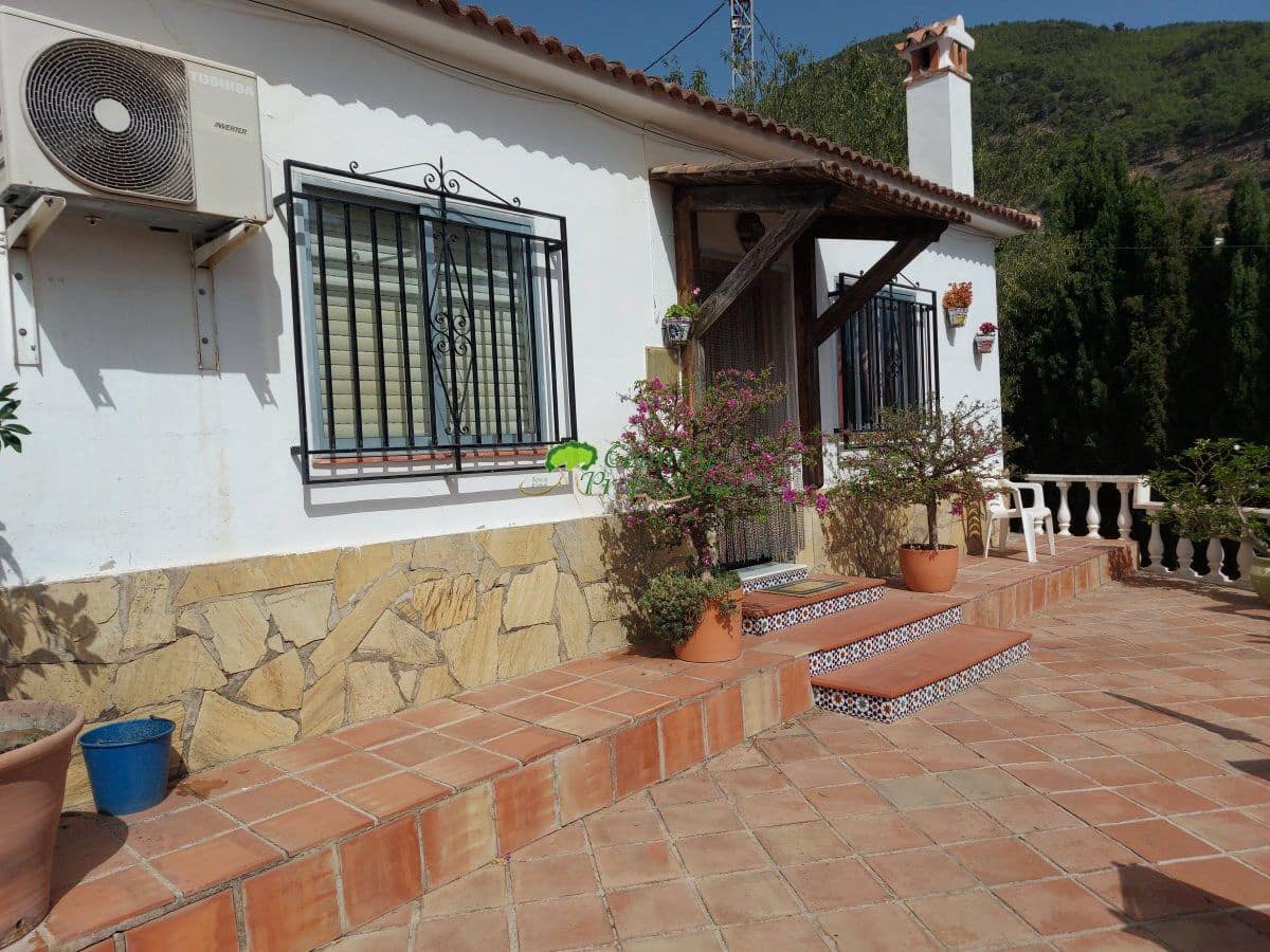 4 sovrum Finca/Hus på landet till salu i Alcaucin med garage - 334 000 € (Ref: 8473579)