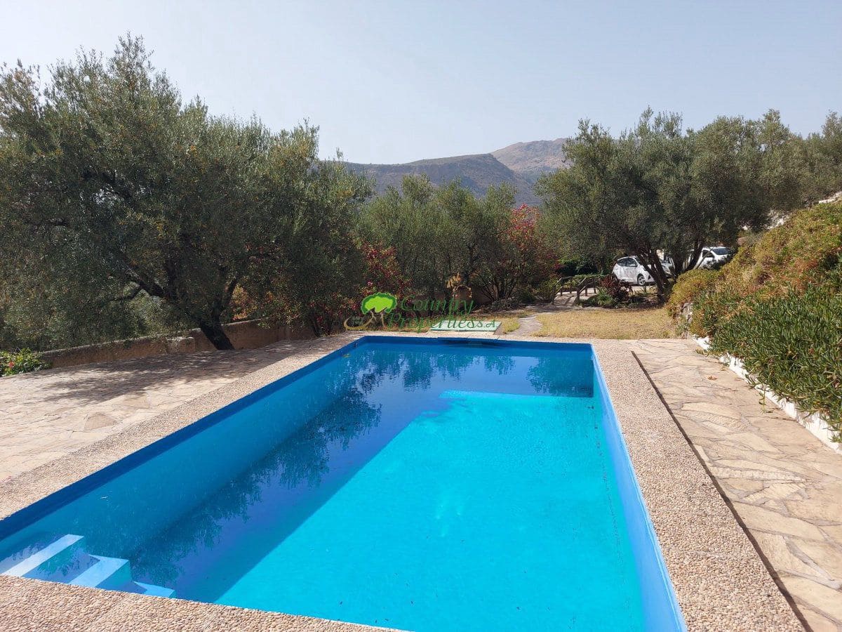 4 sovrum Finca/Hus på landet till salu i Alcaucin med garage - 334 000 € (Ref: 8473579)