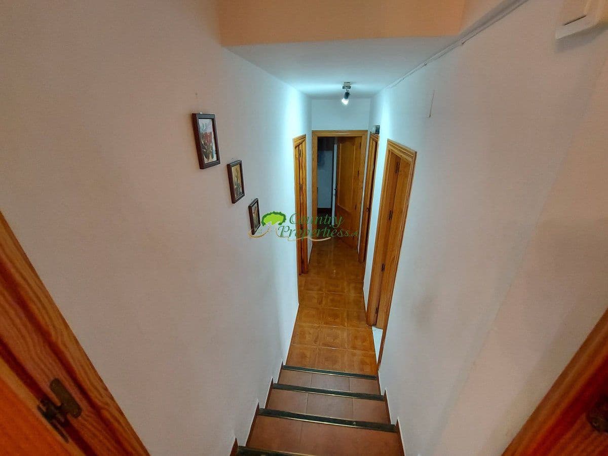 4 sovrum Finca/Hus på landet till salu i Alcaucin med garage - 334 000 € (Ref: 8473579)