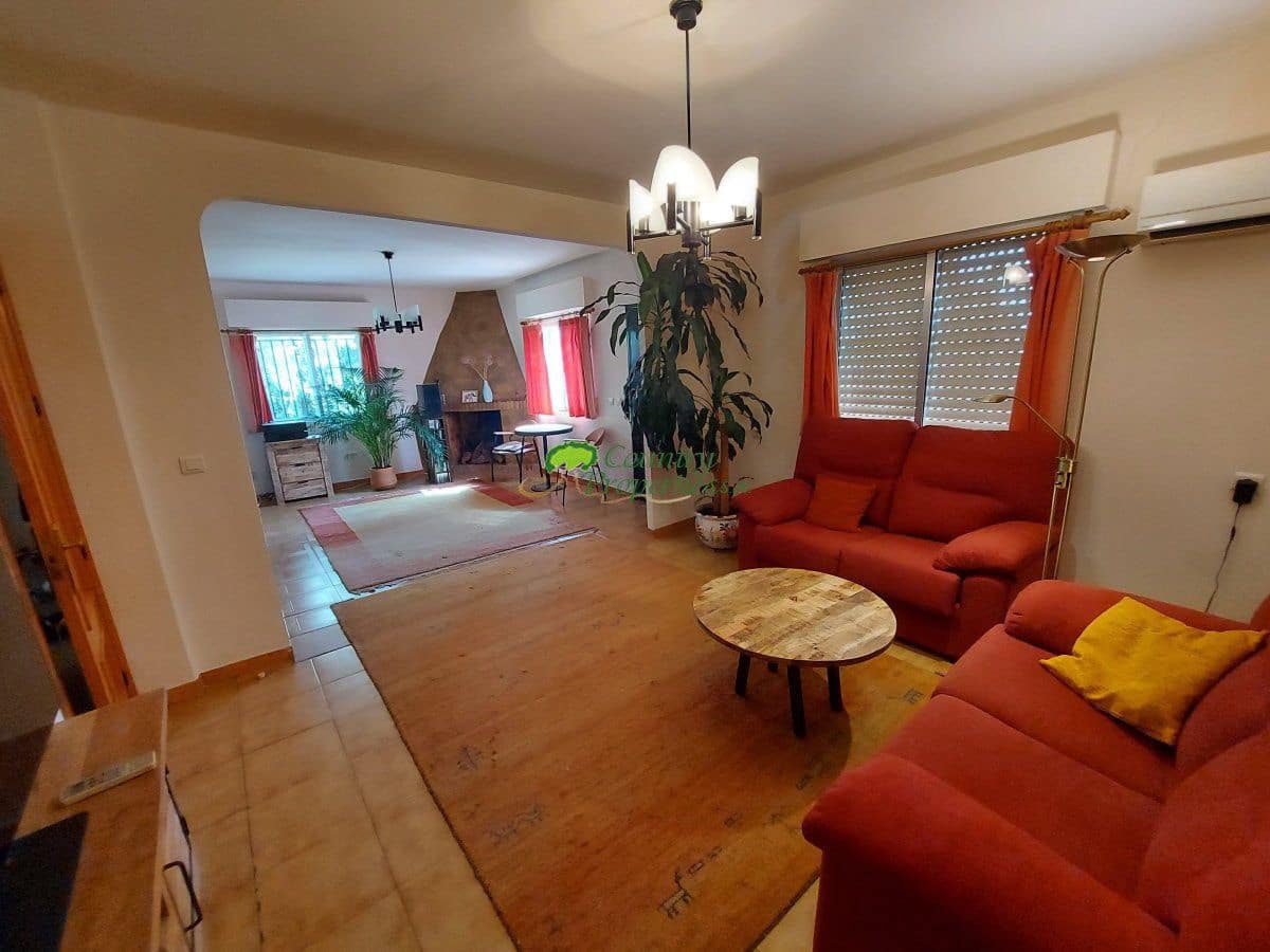 4 sovrum Finca/Hus på landet till salu i Alcaucin med garage - 334 000 € (Ref: 8473579)