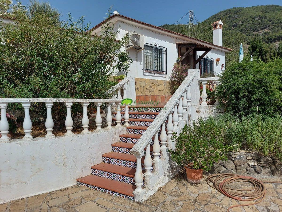 4 sovrum Finca/Hus på landet till salu i Alcaucin med garage - 334 000 € (Ref: 8473579)